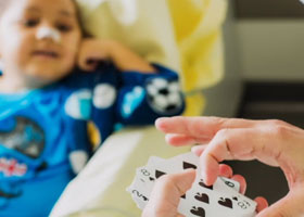 photo Agir en faveur des enfants hospitalisés avec 